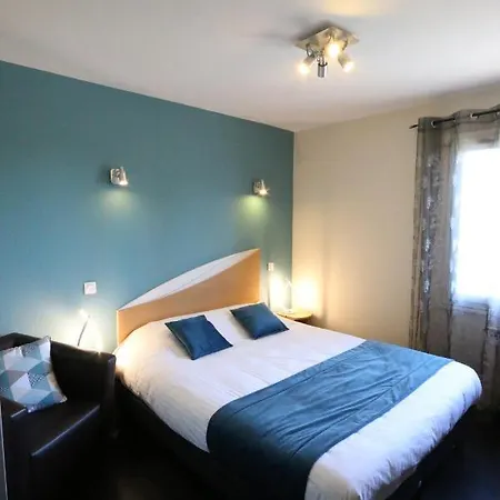 Logis Centrotel Et Bulles D'allier Hotel Montmarault