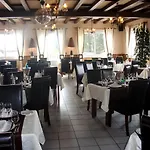 Logis Centrotel Et Bulles D'allier Hotel