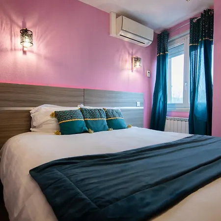 Logis Centrotel Et Bulles D'allier 3*