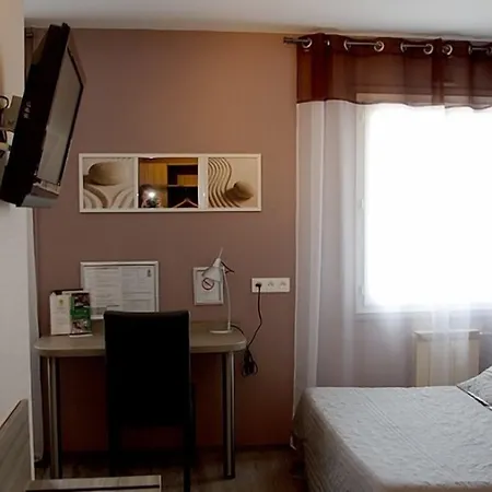 Du Centrotel Et Bulles D'allier 3* Montmarault