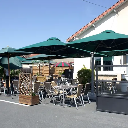 Logis Centrotel Et Bulles D'allier 3*