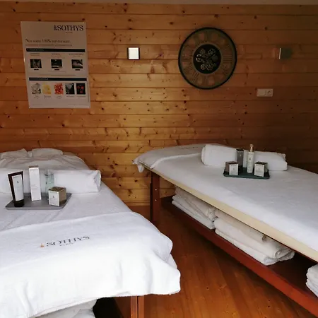 Du Centrotel Et Bulles D'allier 3*