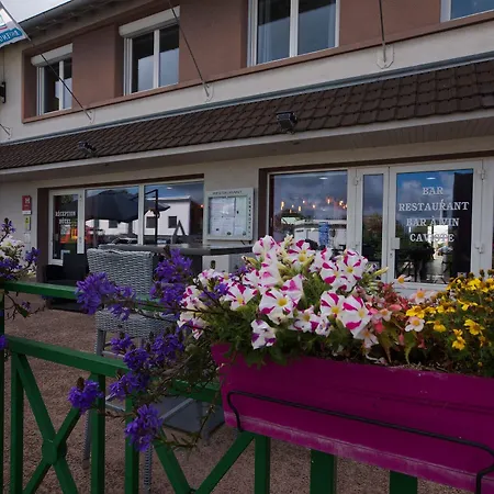 Logis Centrotel Et Bulles D'allier モンマロー