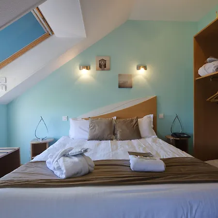 Hotel Logis Centrotel Et Bulles D'allier