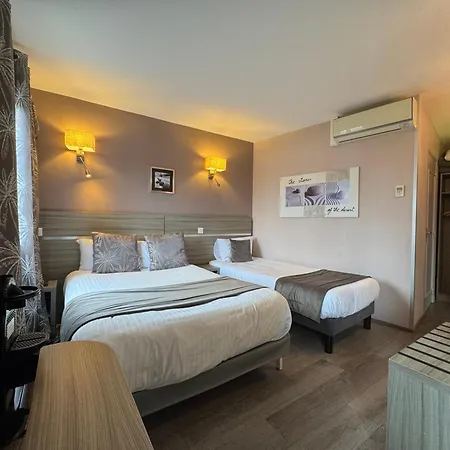 Logis Centrotel Et Bulles D'allier 3*