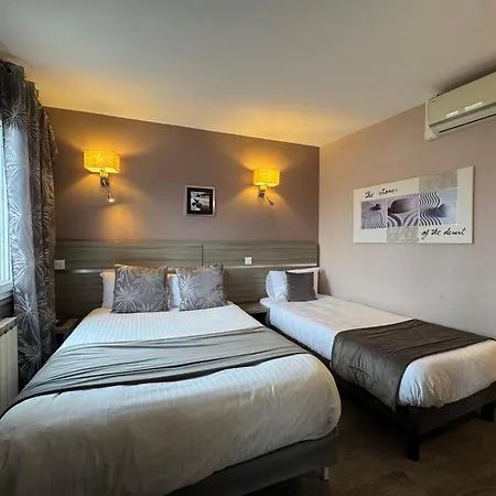 Logis Centrotel Et Bulles D'allier Hotel