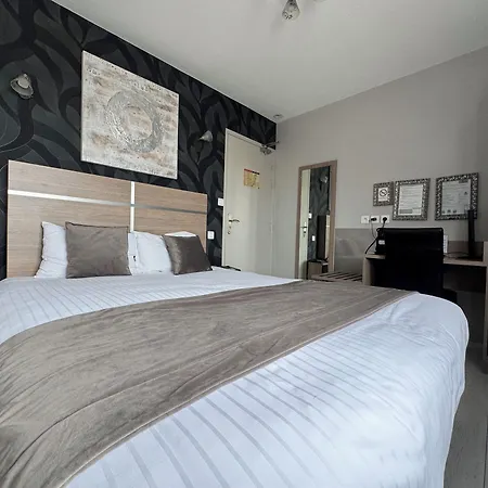 Logis Centrotel Et Bulles D'allier 3*