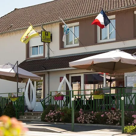 Hotel Logis Centrotel Et Bulles D'allier Montmarault