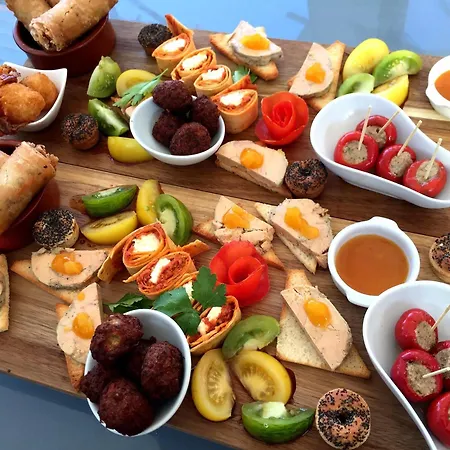 Logis Centrotel Et Bulles D'allier Hotel