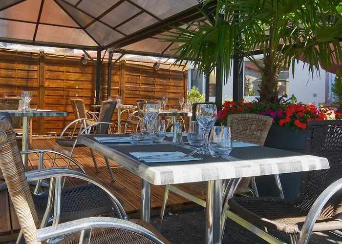 Logis Centrotel Et Bulles D'allier