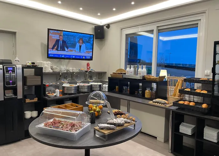 Logis Centrotel Et Bulles D'allier Hotell Montmarault