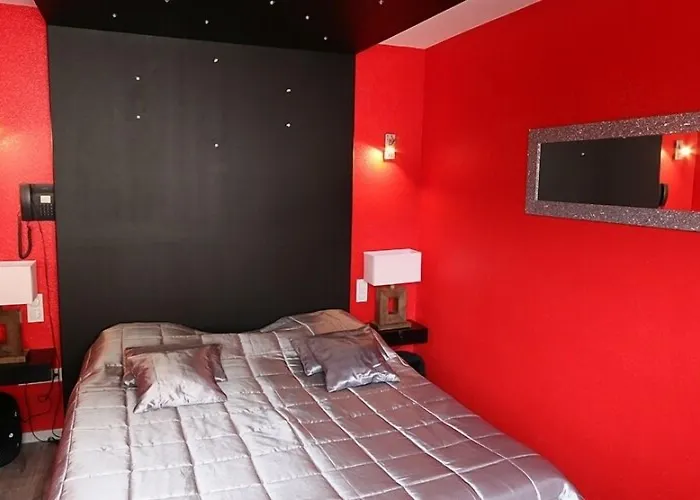 Logis Centrotel Et Bulles D'allier Hotell Montmarault