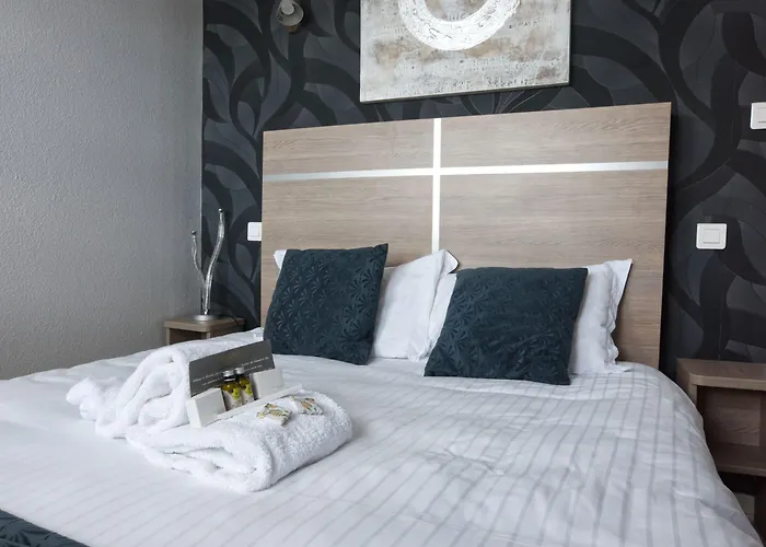 Logis Centrotel Et Bulles D'allier Montmarault