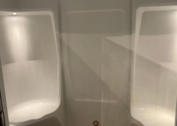 Logis Centrotel Et Bulles D'allier Монмаро